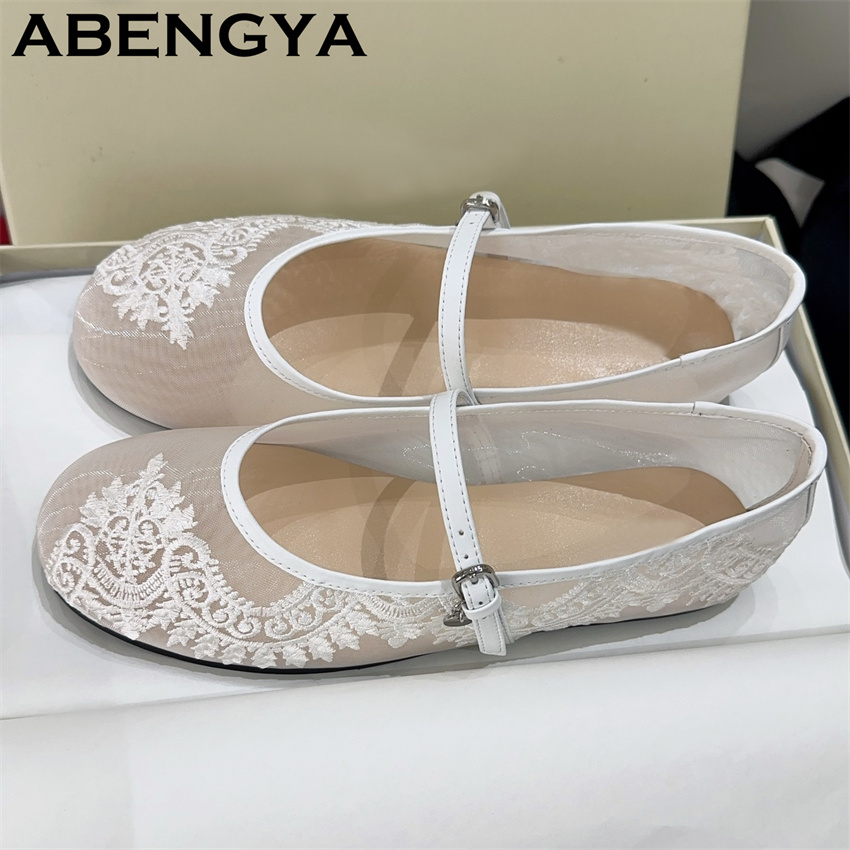 Sapatilhas Femininas com Renda - Embroidery Design Free avaliação e preço