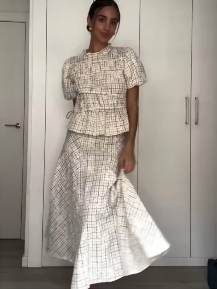 Conjunto Feminino de Saia de C - Embroidery Skirt avaliação e preço