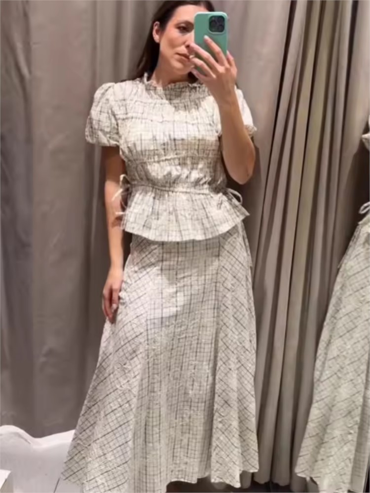 Conjunto Feminino de Saia de C - Embroidery Skirt avaliação e preço